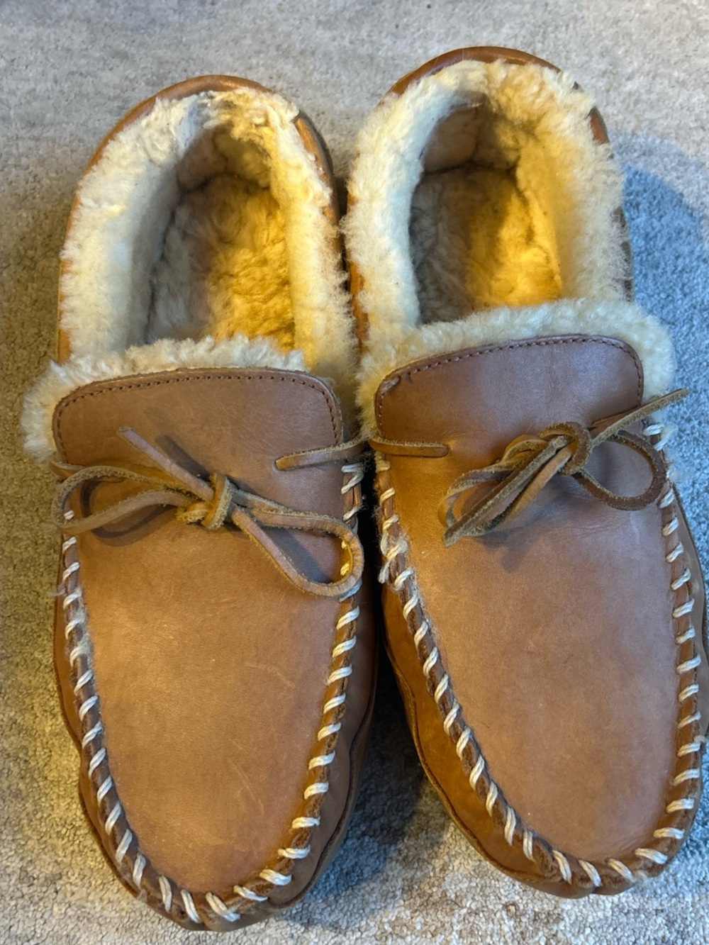 L.L. Bean leather Men's Tan Shearling-Lined Moccasin Slip-Ons